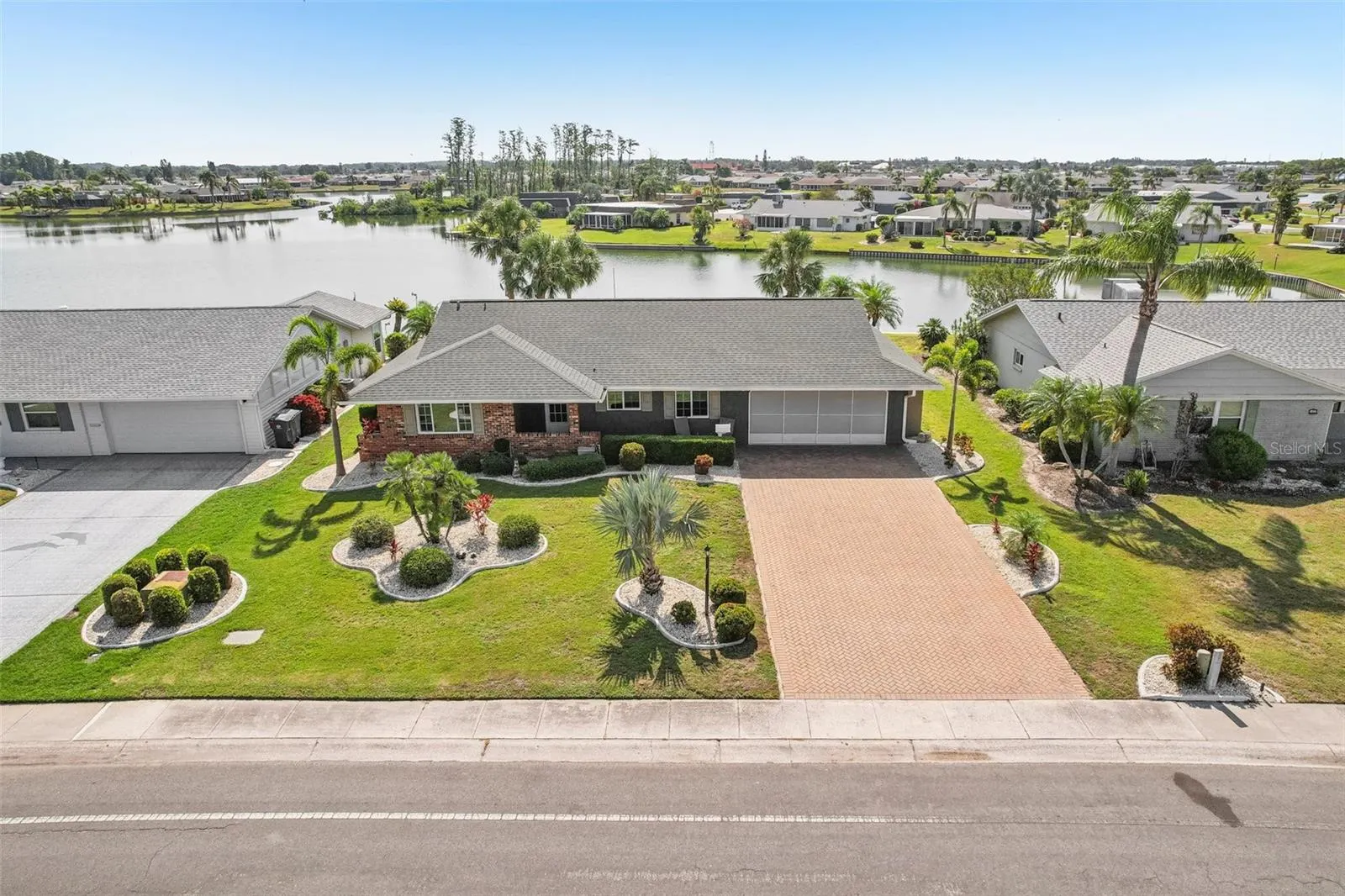 1405 W DEL WEBB BLVD
