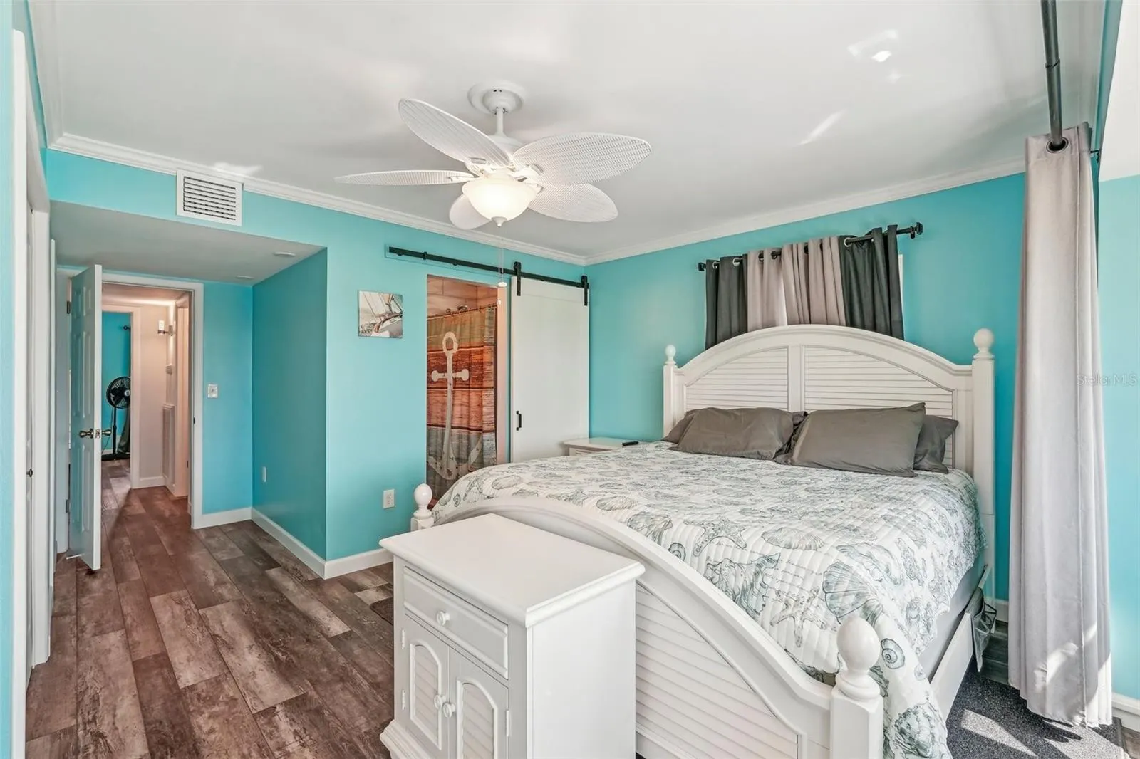1405 W DEL WEBB BLVD