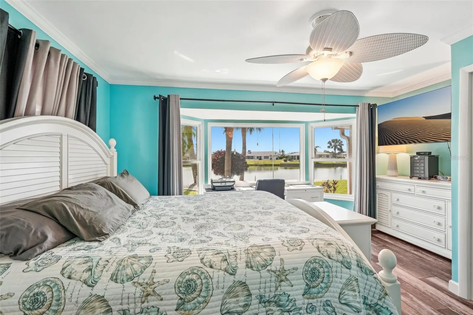 1405 W DEL WEBB BLVD