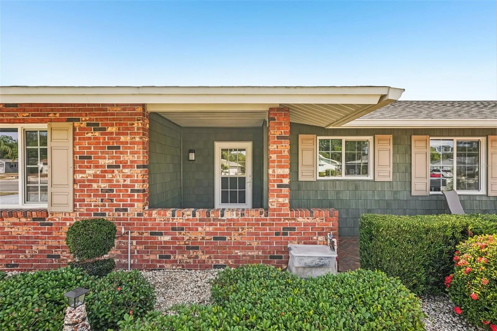 1405 W DEL WEBB BLVD