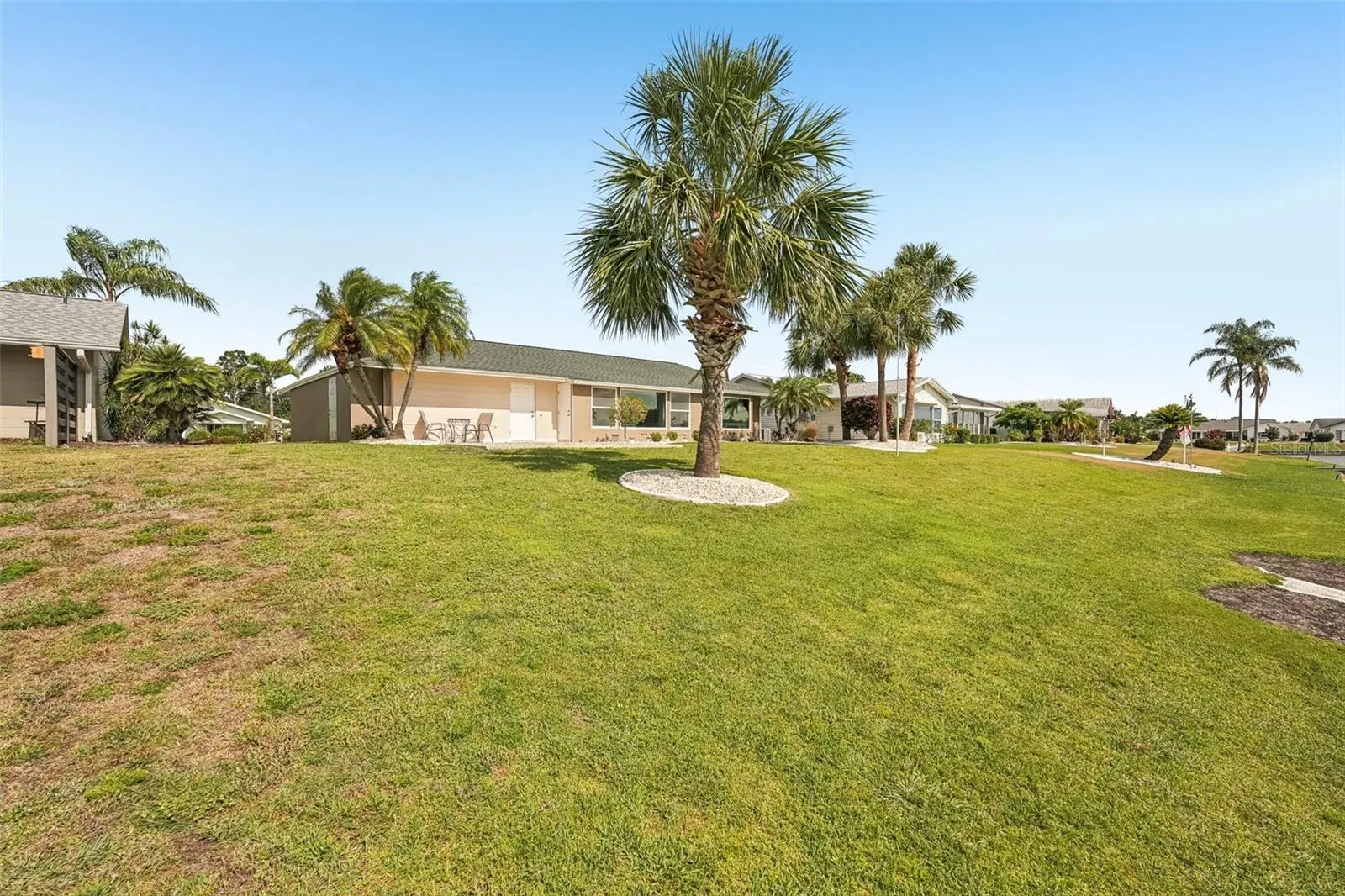 1405 W DEL WEBB BLVD