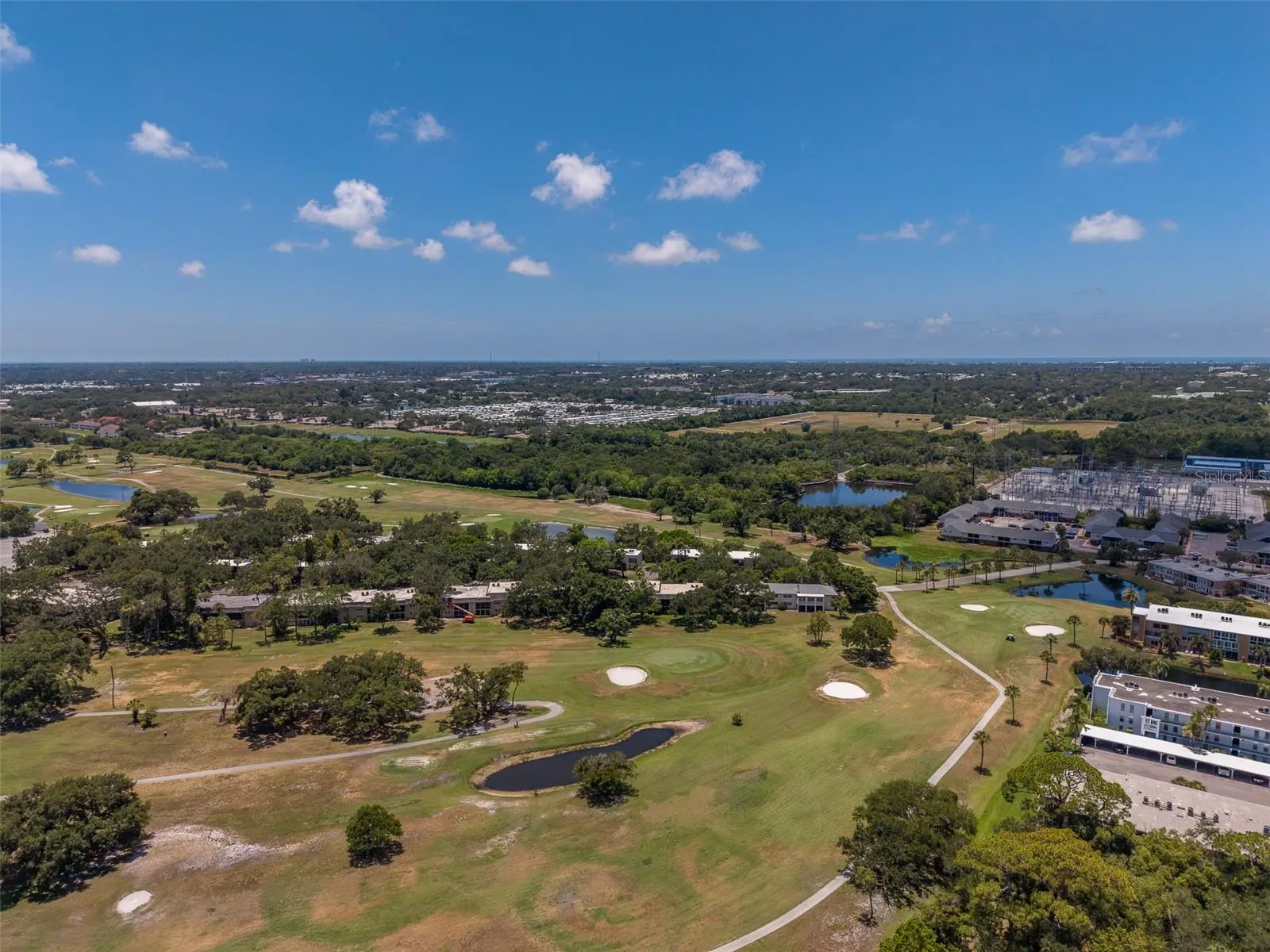 73 COUNTRY CLUB DR