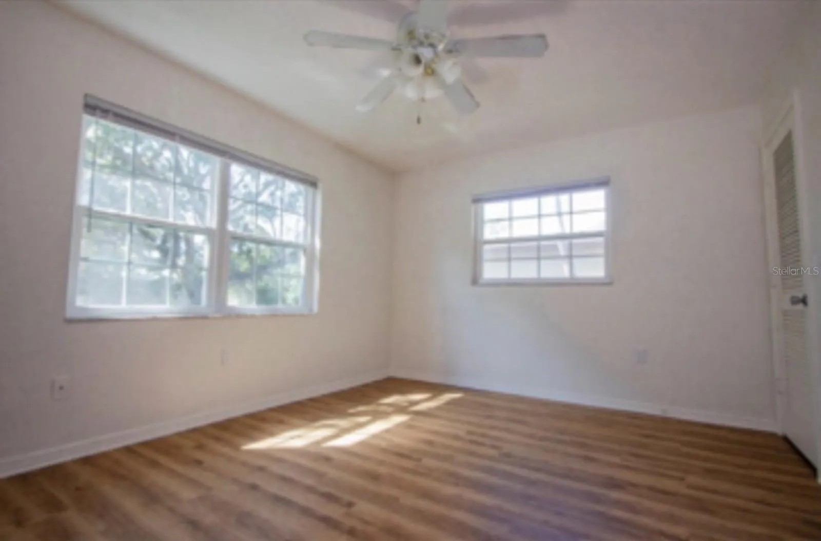73 COUNTRY CLUB DR