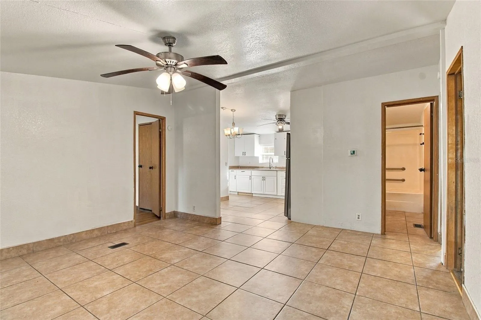 1141 SADDLEWOOD BLVD