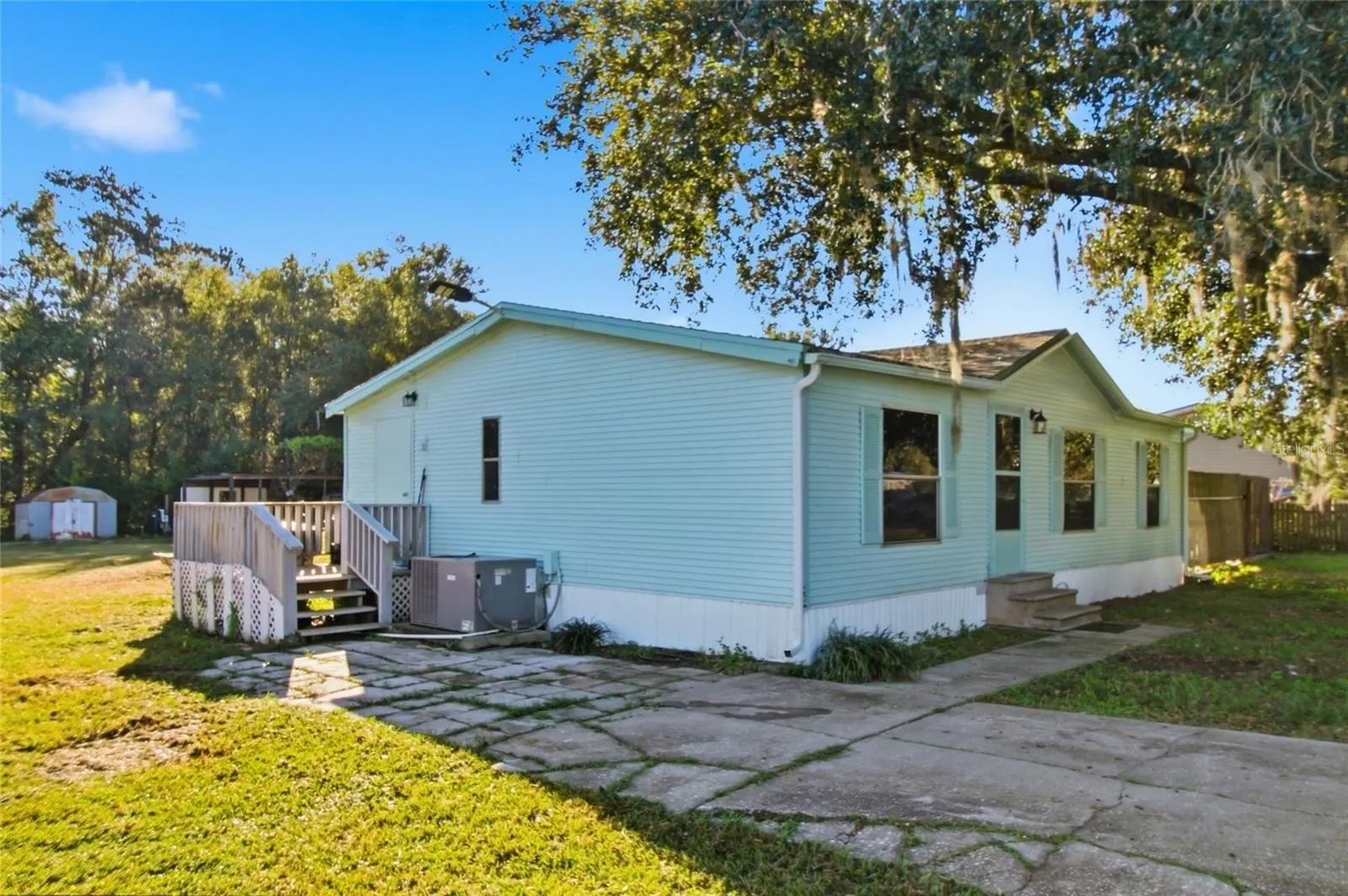 1141 SADDLEWOOD BLVD