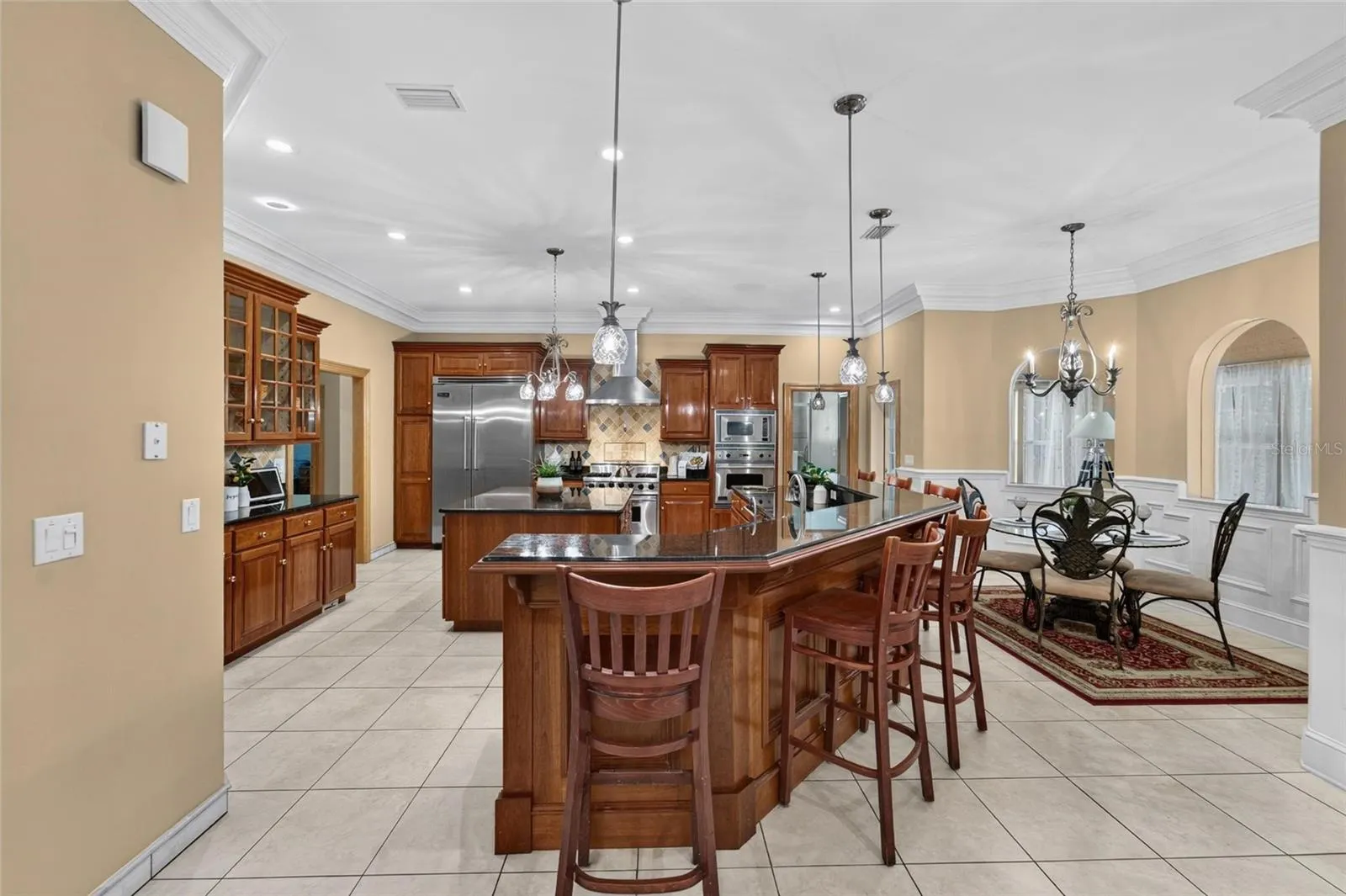 1009 EMERALD CREEK DR