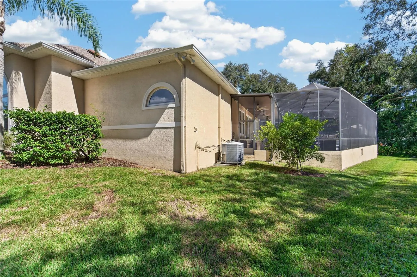 1009 EMERALD CREEK DR