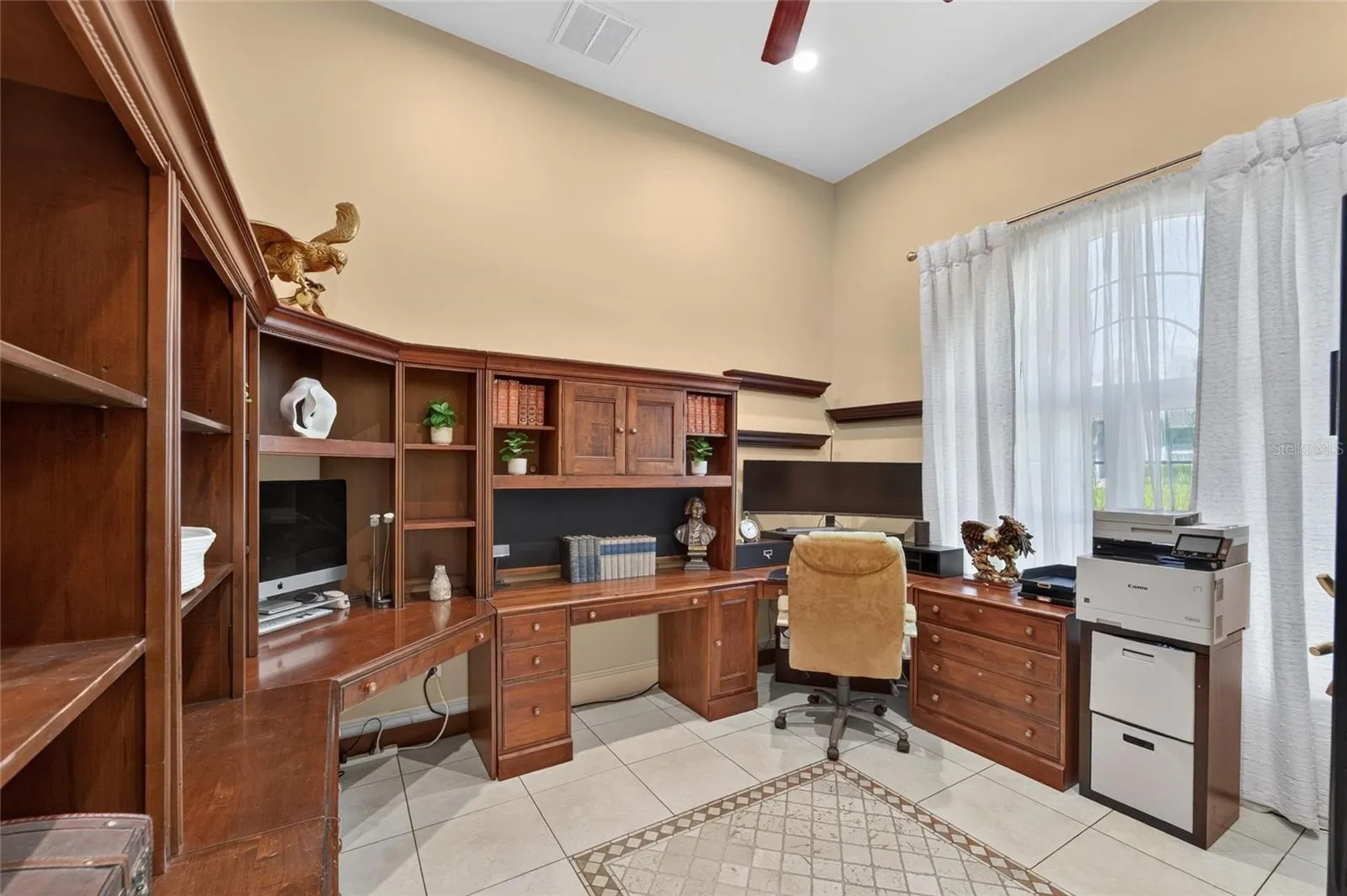 1009 EMERALD CREEK DR