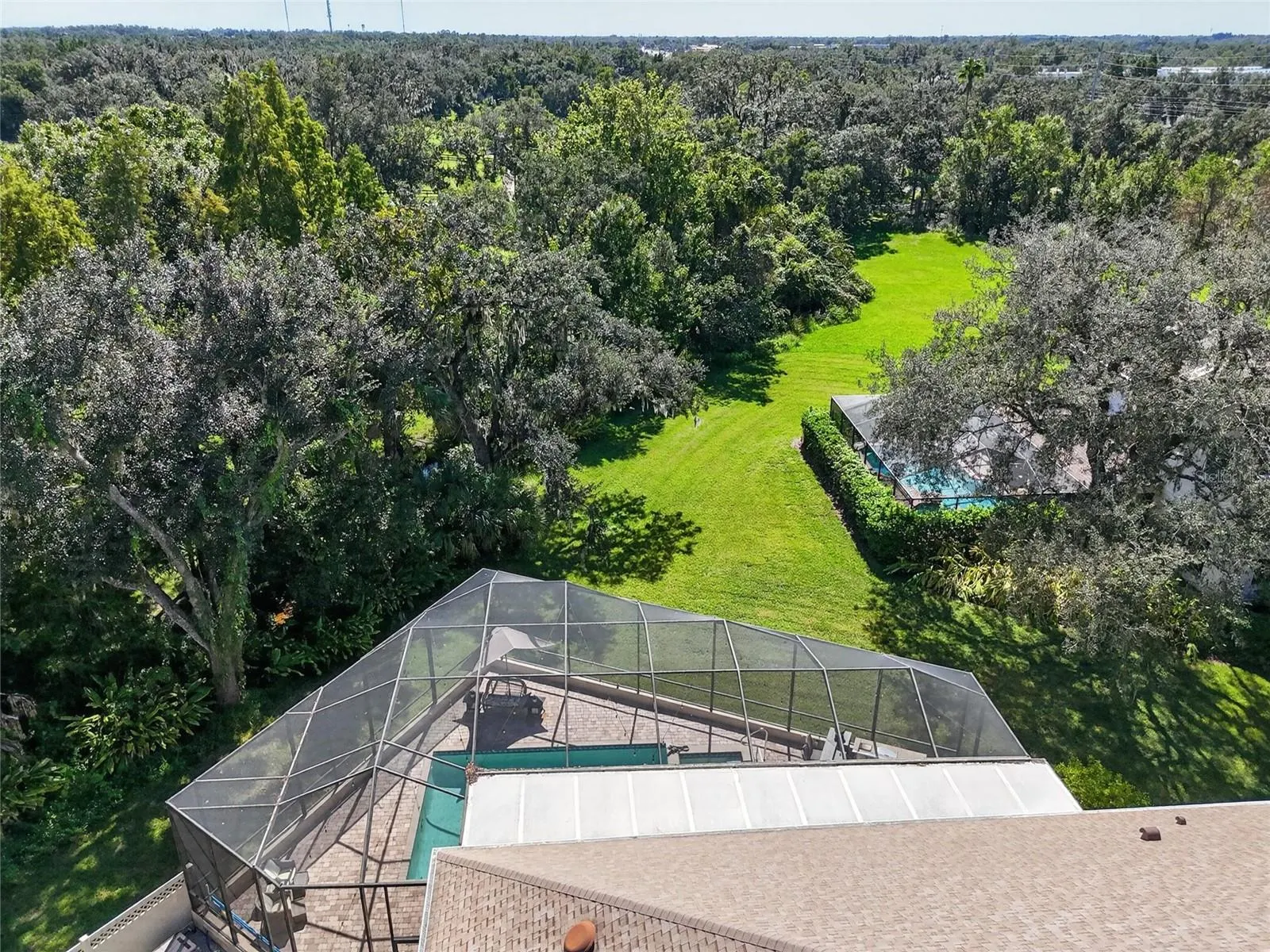 1009 EMERALD CREEK DR