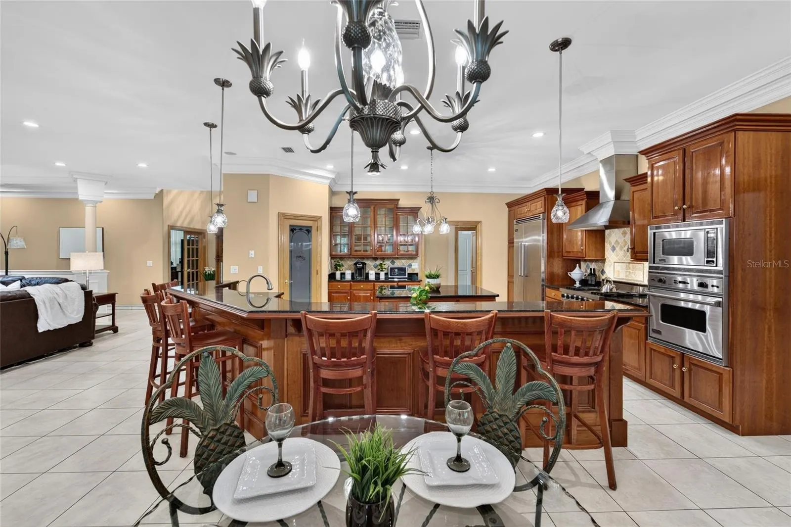 1009 EMERALD CREEK DR