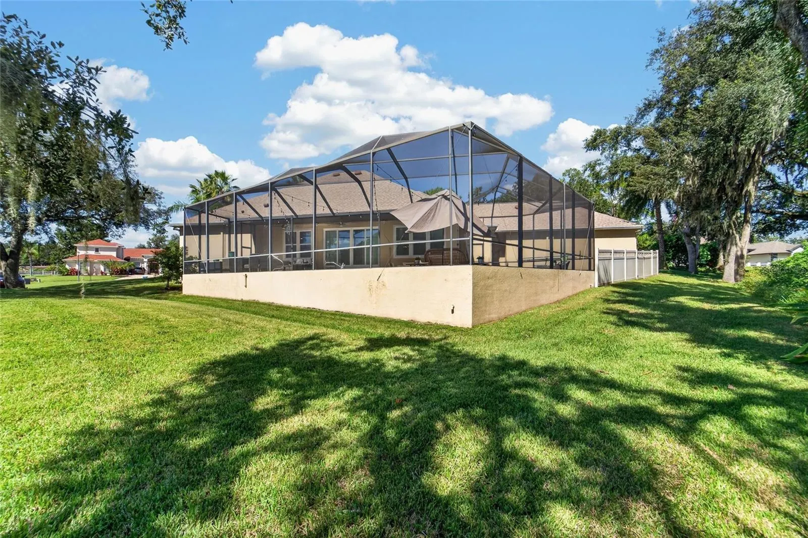 1009 EMERALD CREEK DR