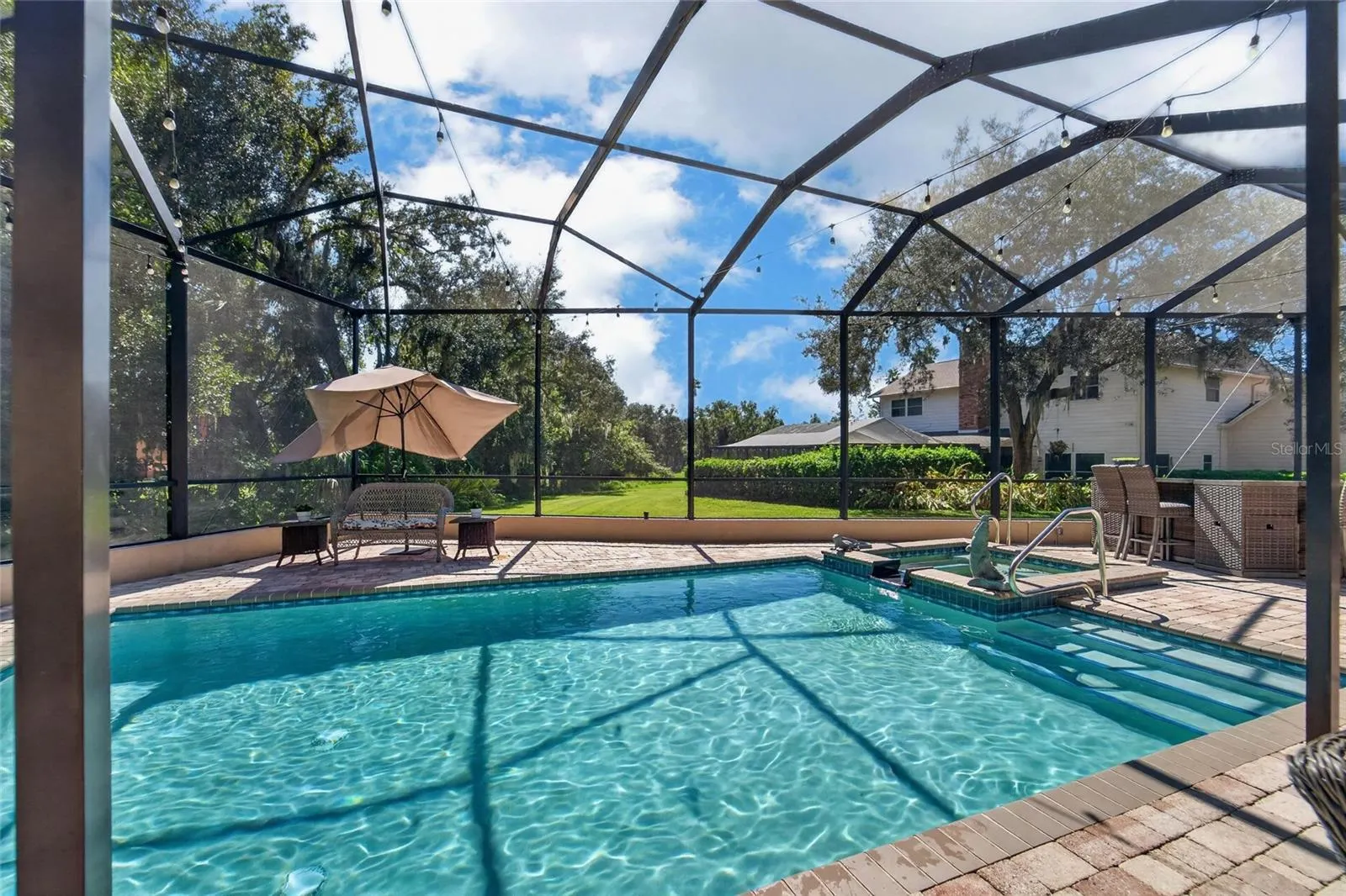 1009 EMERALD CREEK DR