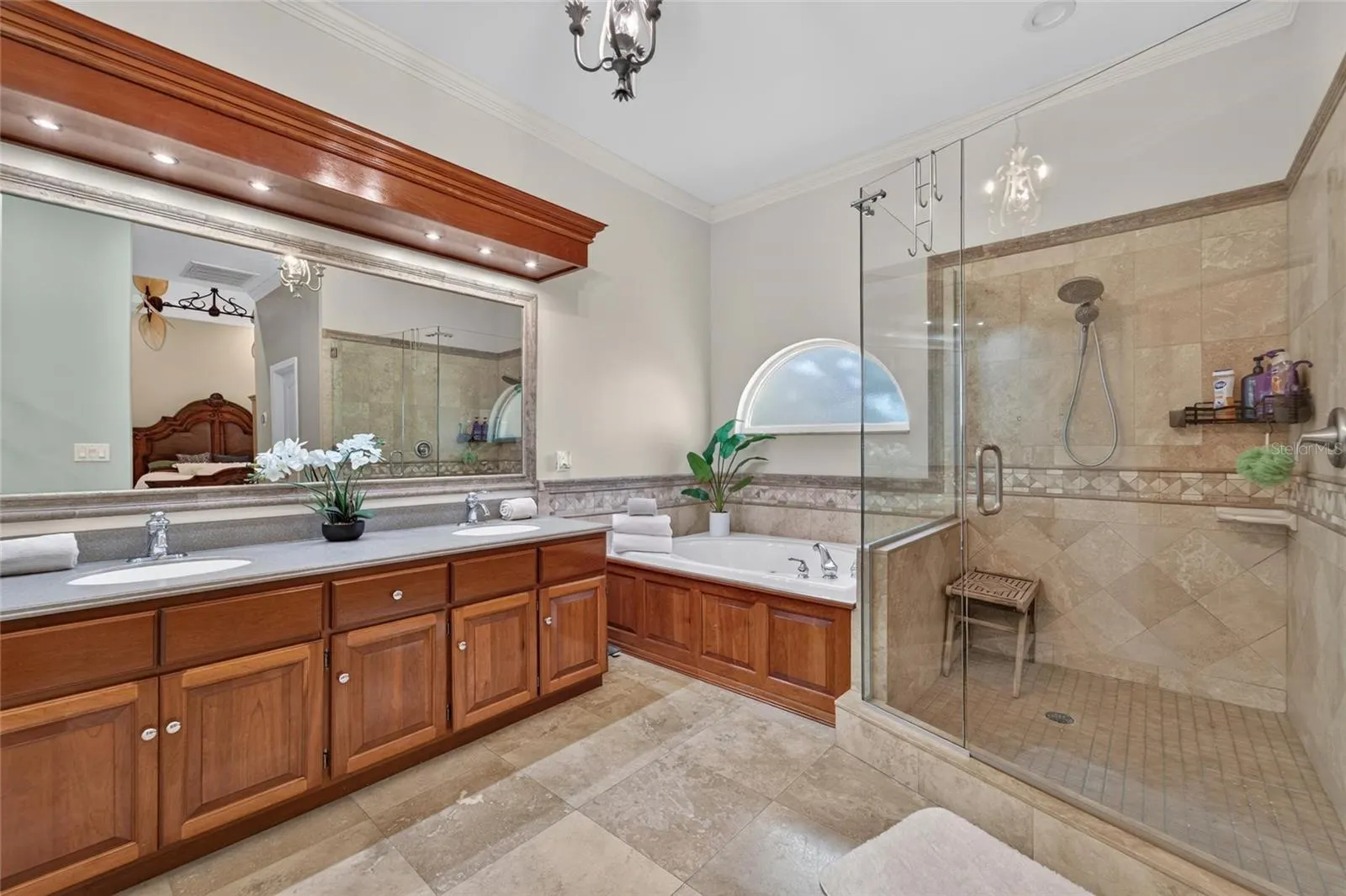1009 EMERALD CREEK DR