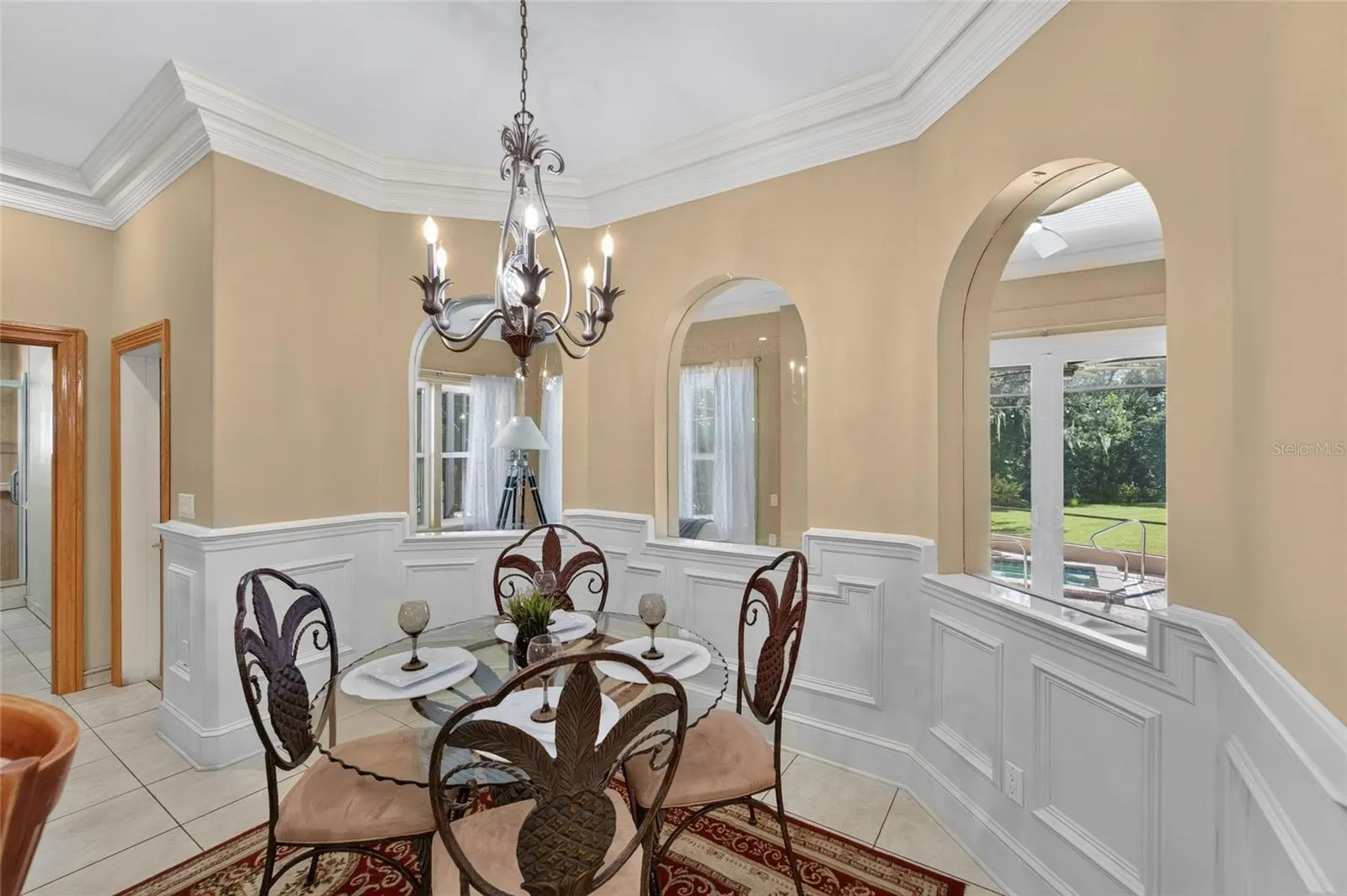 1009 EMERALD CREEK DR