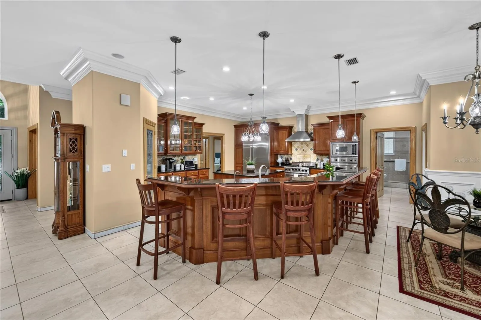 1009 EMERALD CREEK DR