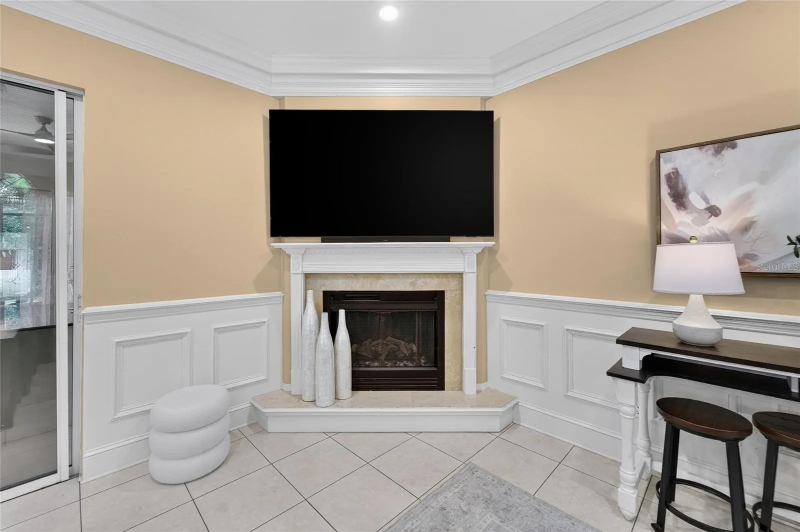 1009 EMERALD CREEK DR