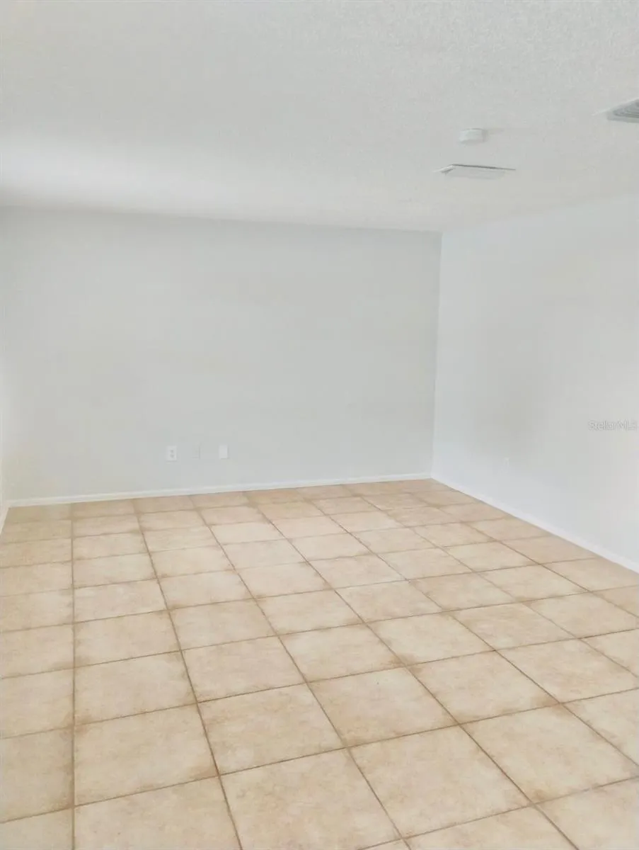 1011 57TH AVENUE TER E