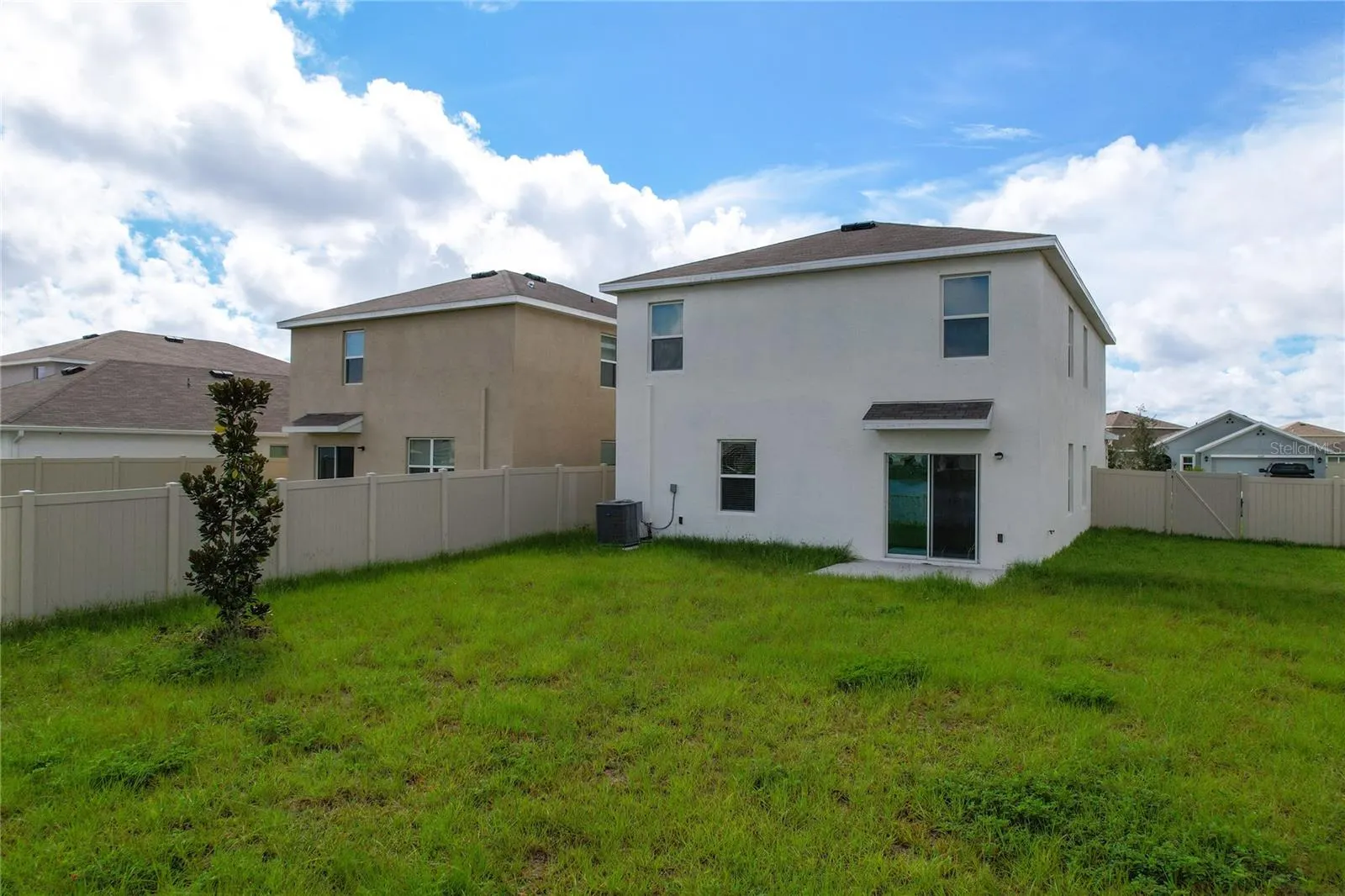16506 MOSAIC OAR DR