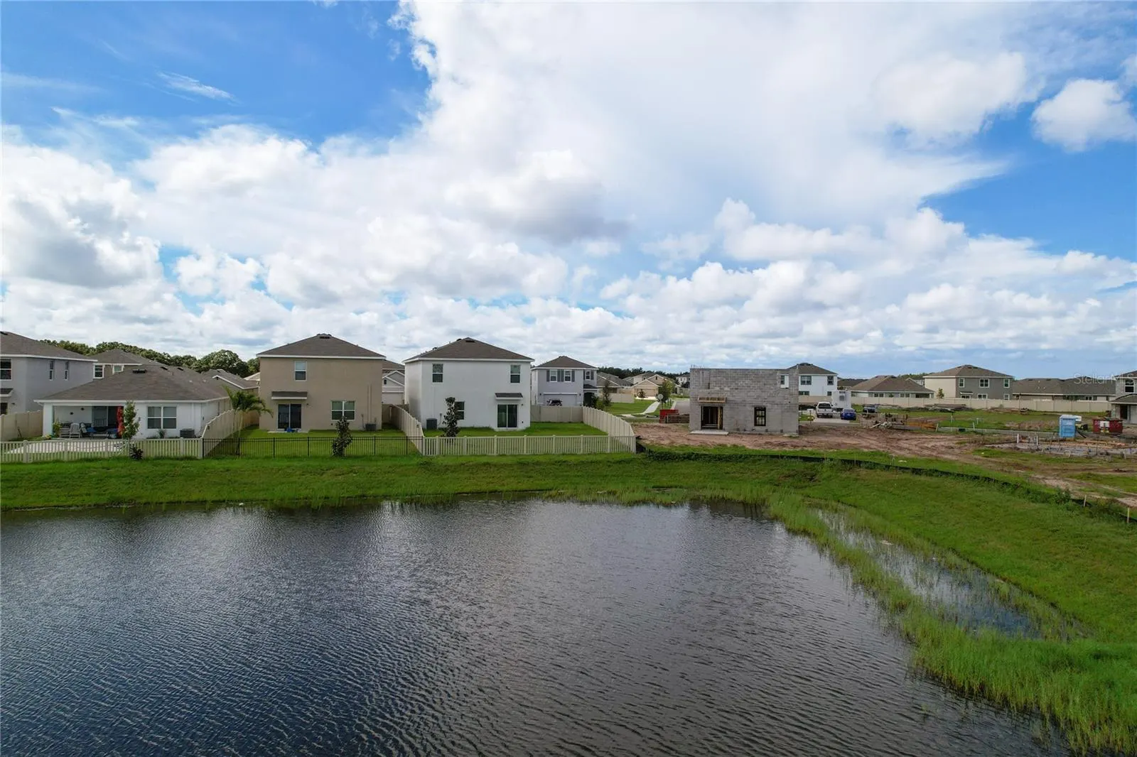 16506 MOSAIC OAR DR
