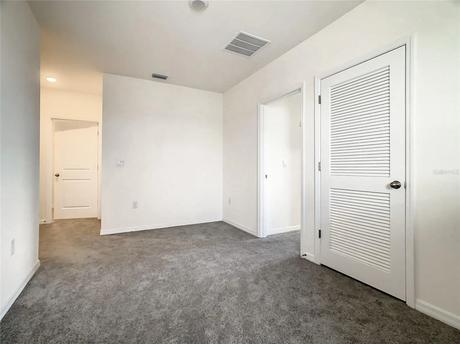 16506 MOSAIC OAR DR