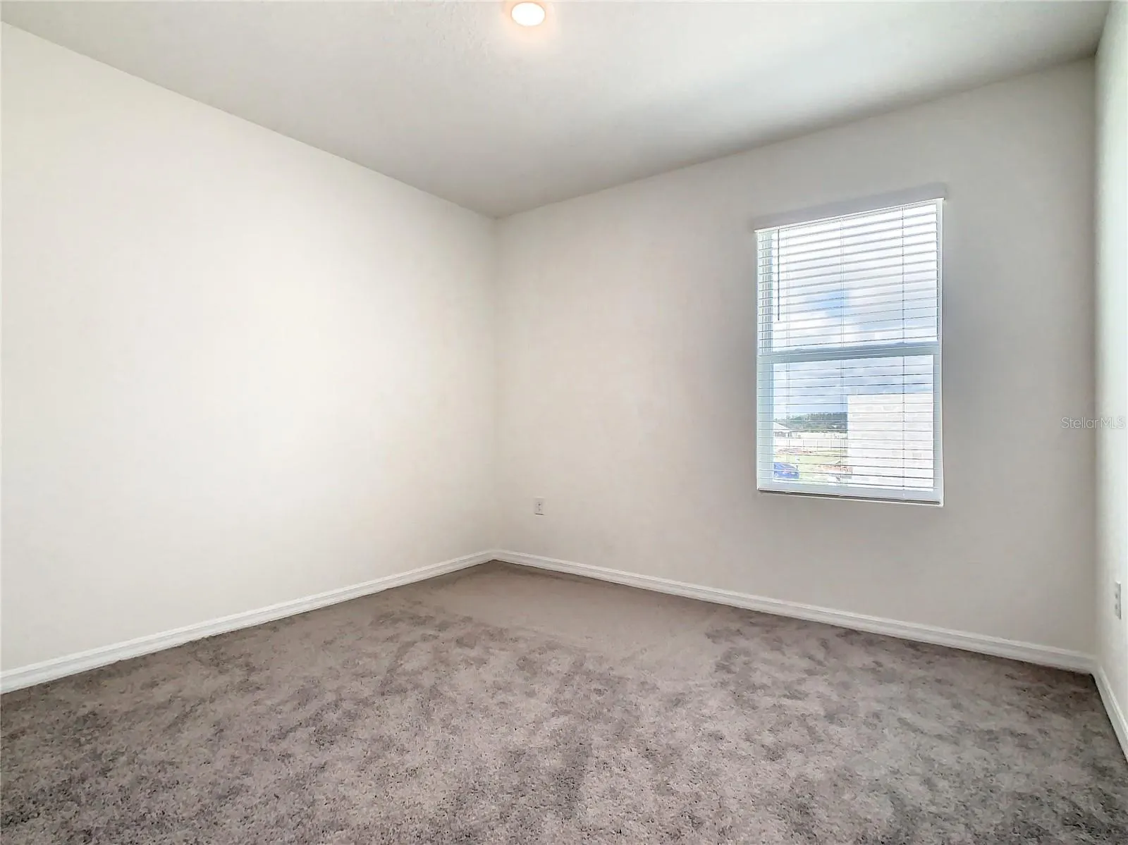 16506 MOSAIC OAR DR
