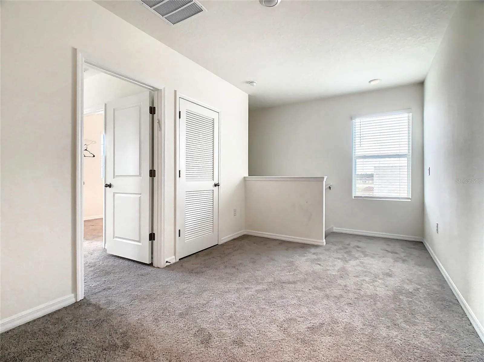 16506 MOSAIC OAR DR