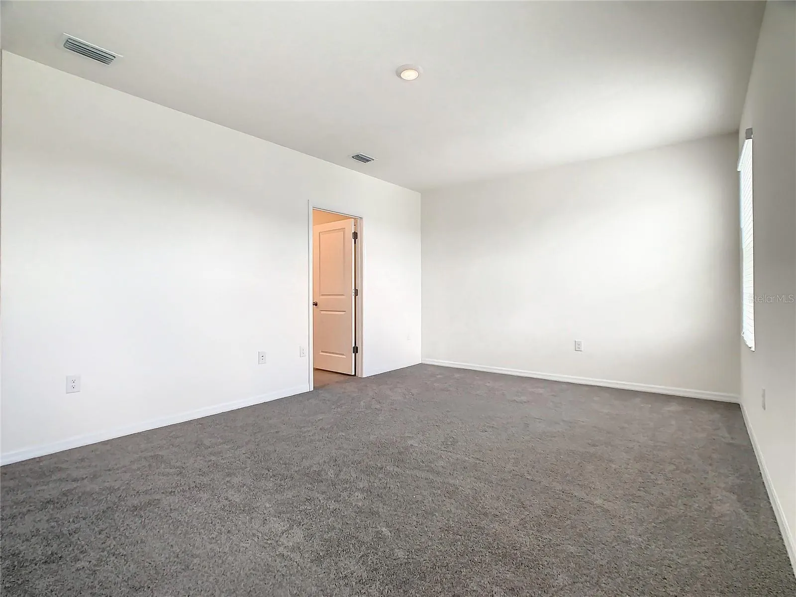 16506 MOSAIC OAR DR