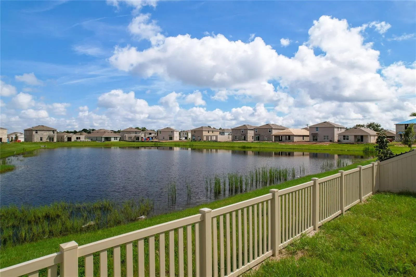 16506 MOSAIC OAR DR