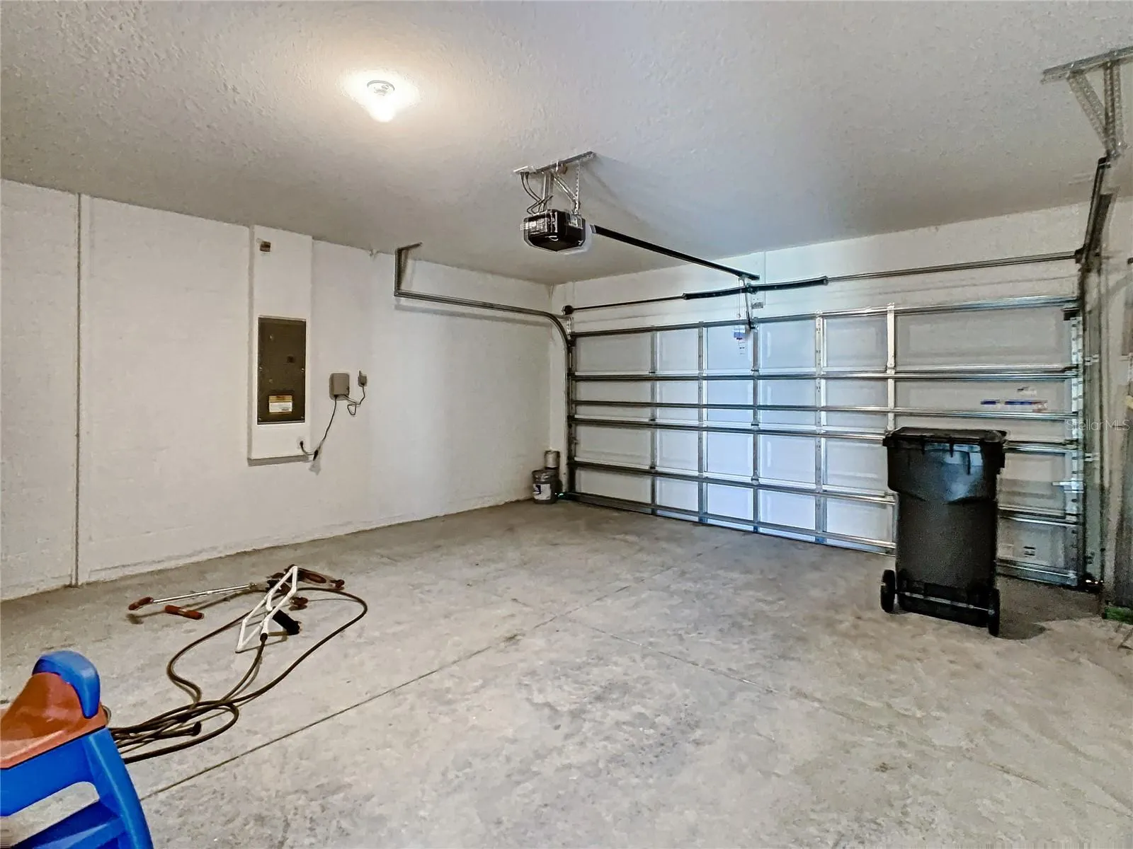 16506 MOSAIC OAR DR
