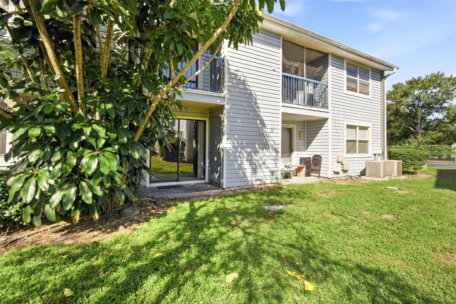 5046 TERRACE PALMS CIR #101 #101