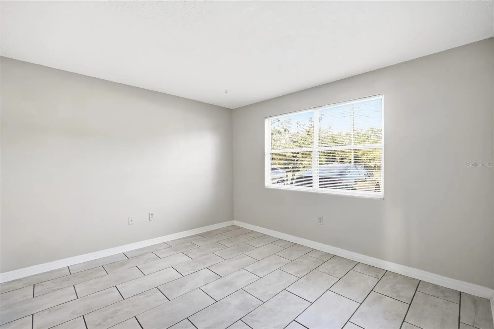 5046 TERRACE PALMS CIR #101 #101