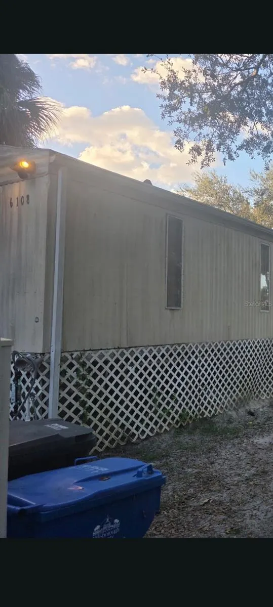 6108 BEACH AVE
