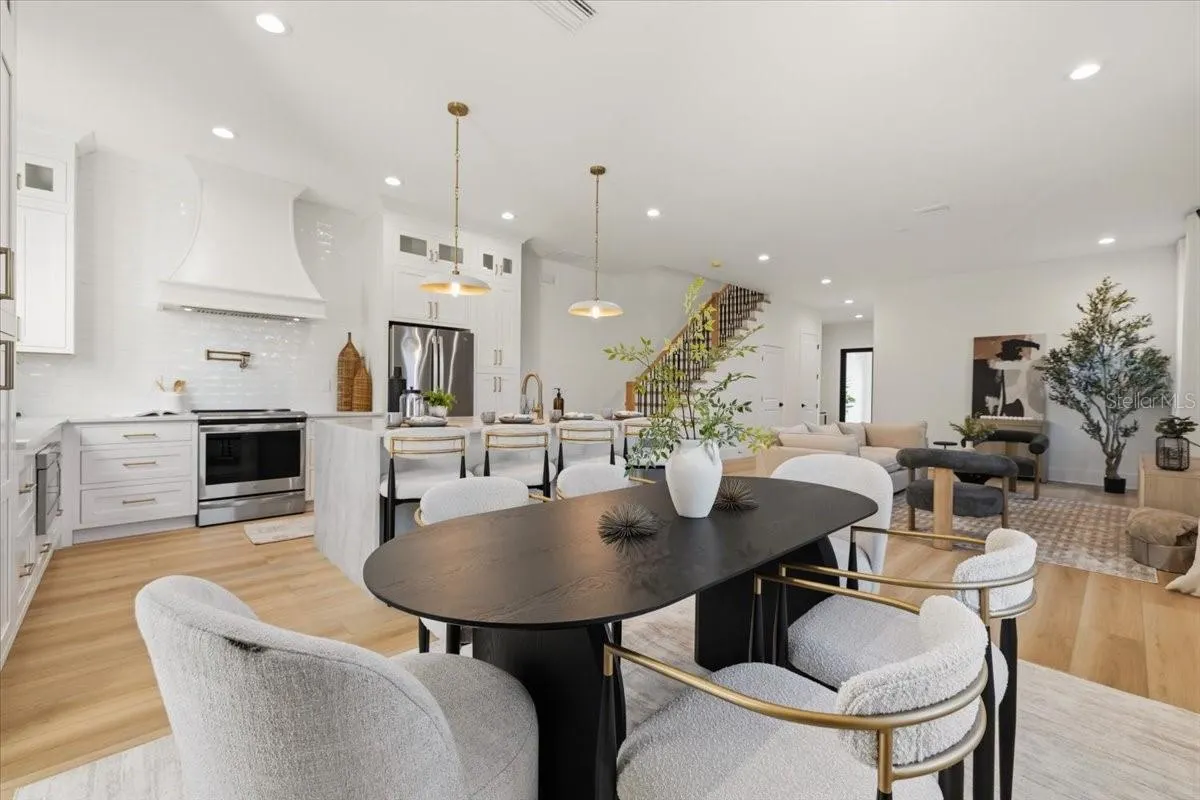 809 E LOUISIANA AVE #2 #2