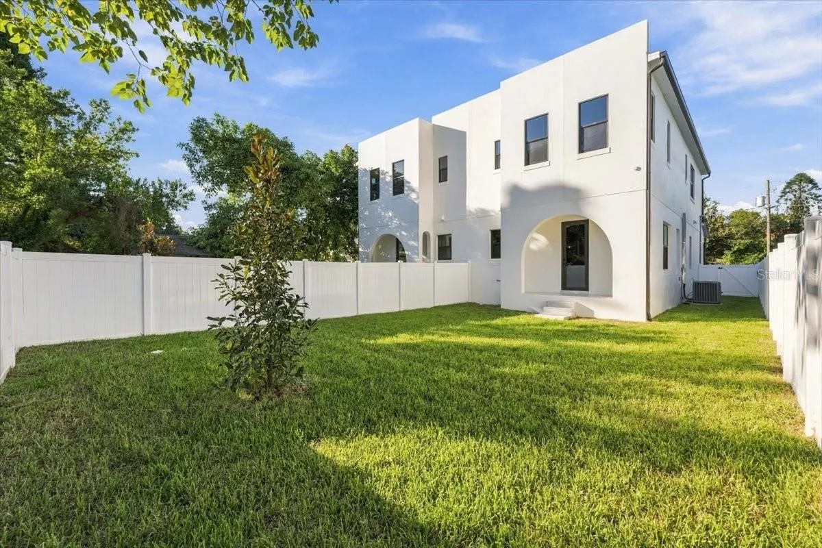 809 E LOUISIANA AVE #2 #2