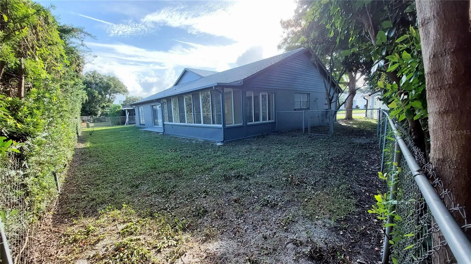 12204 LONGSTRAP LN