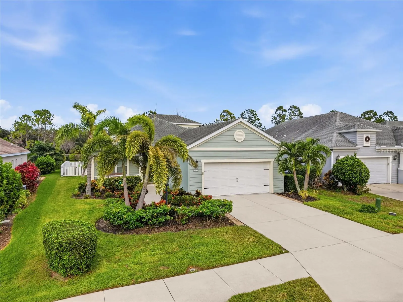 1322 THORNBURY DR