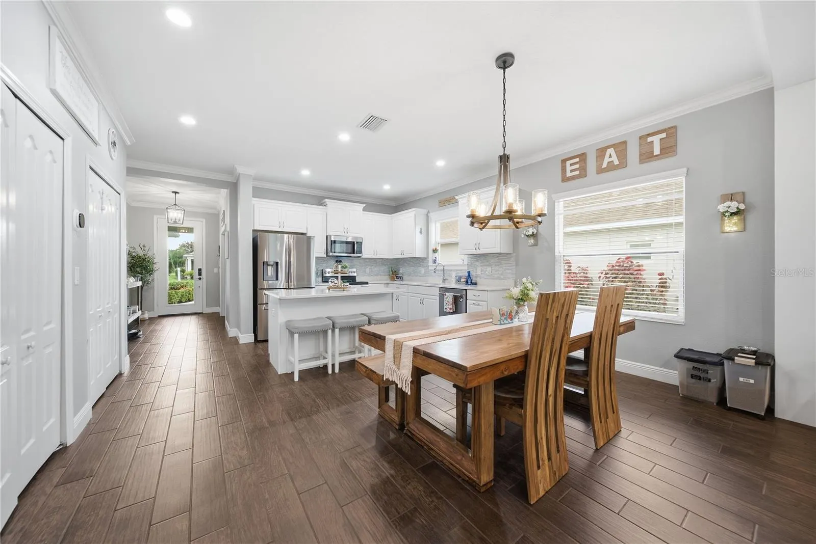 1322 THORNBURY DR