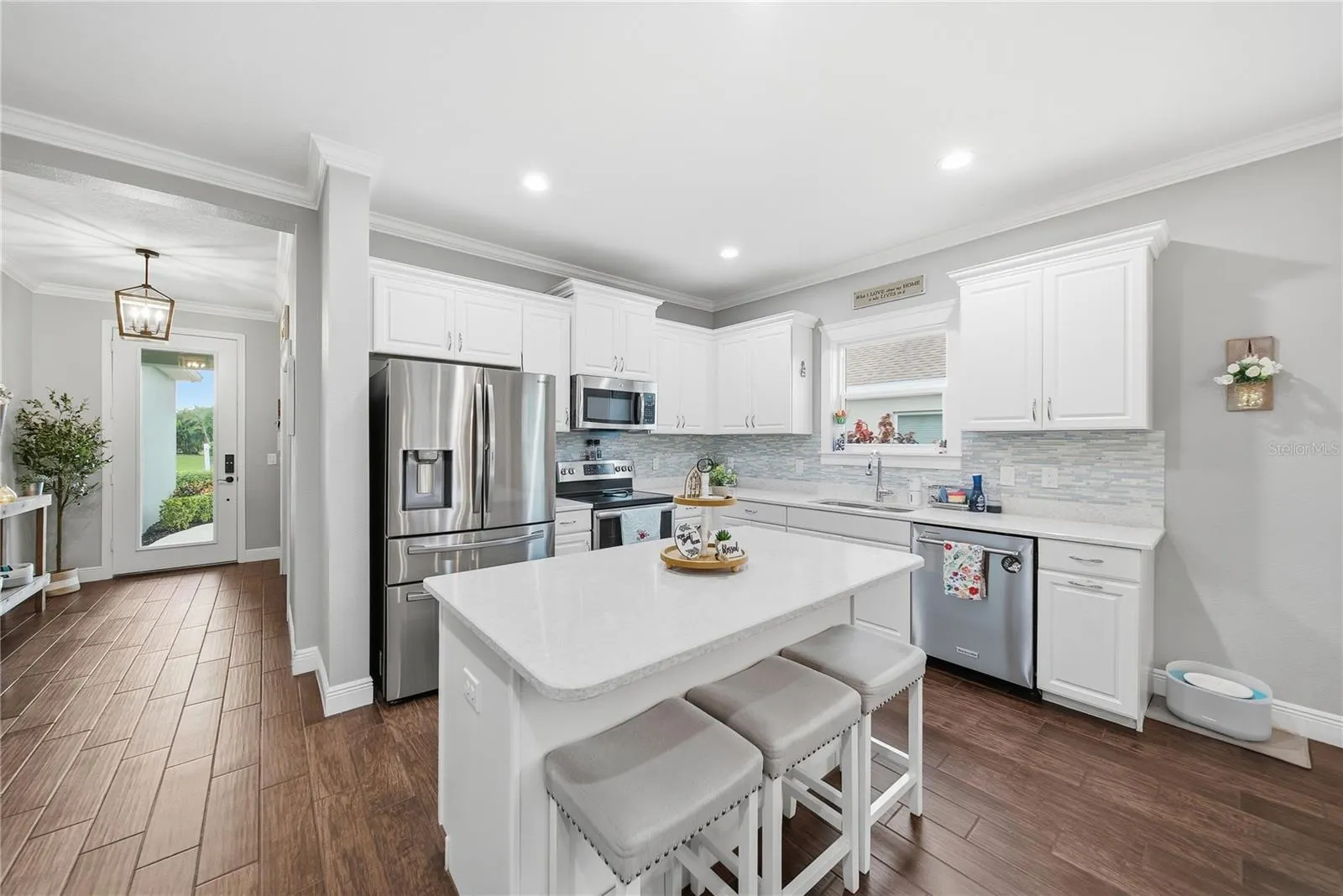 1322 THORNBURY DR