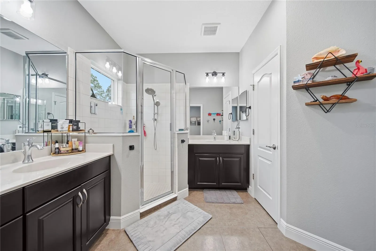 1322 THORNBURY DR
