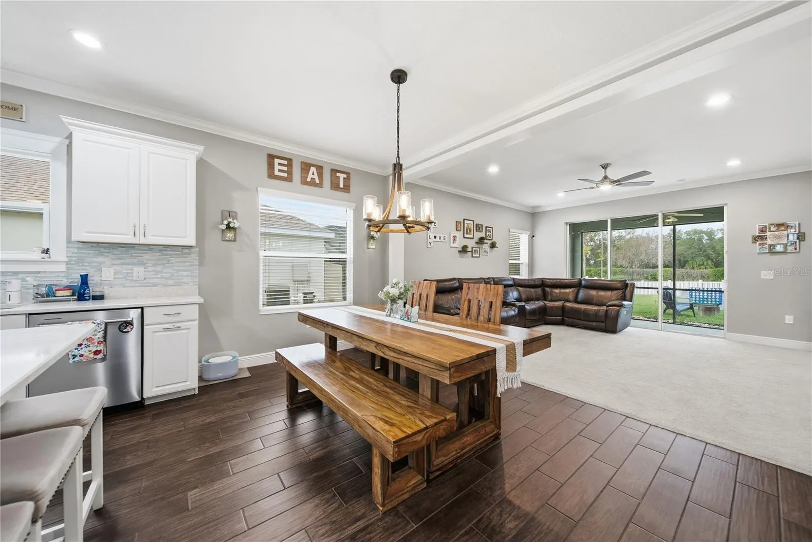 1322 THORNBURY DR