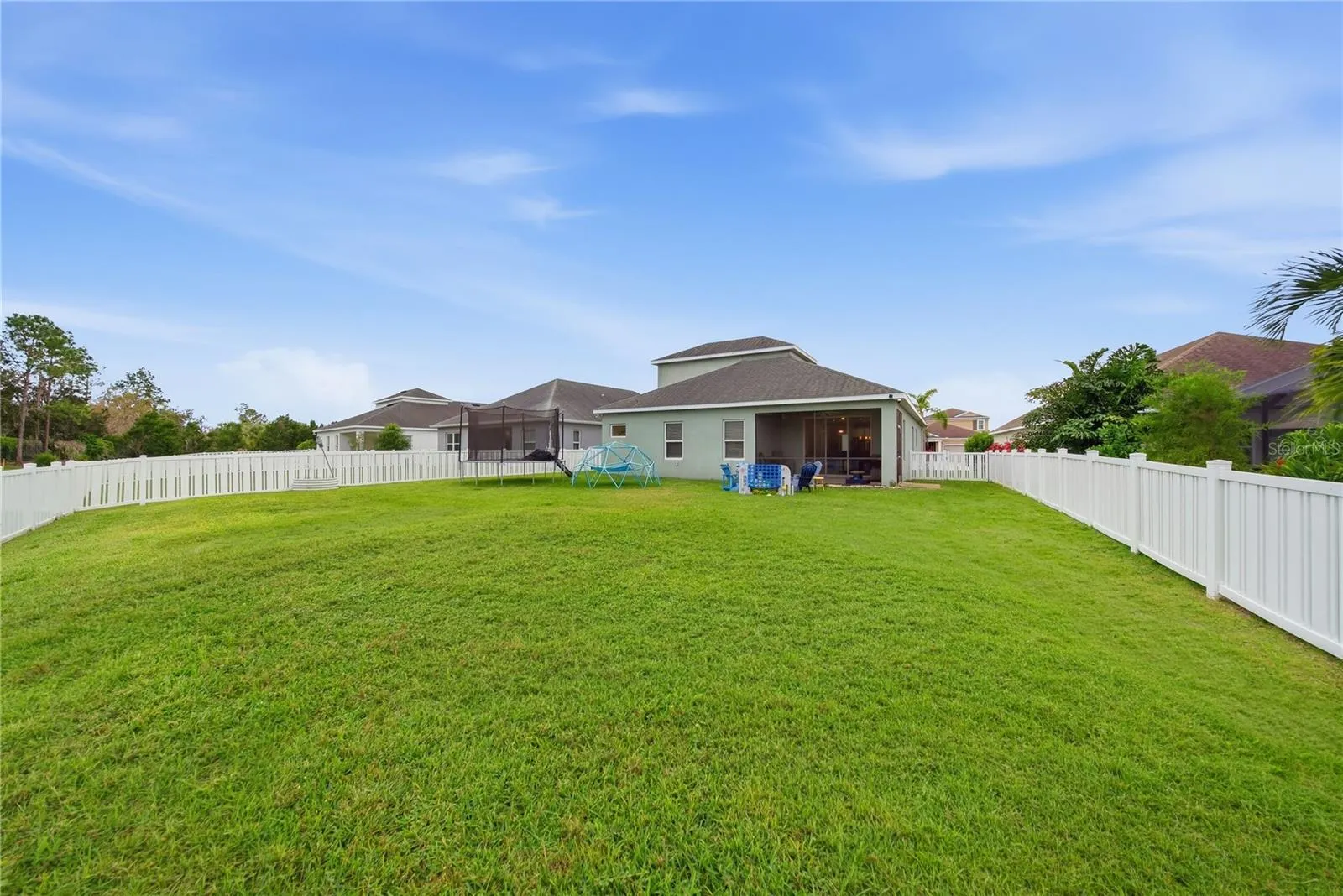 1322 THORNBURY DR