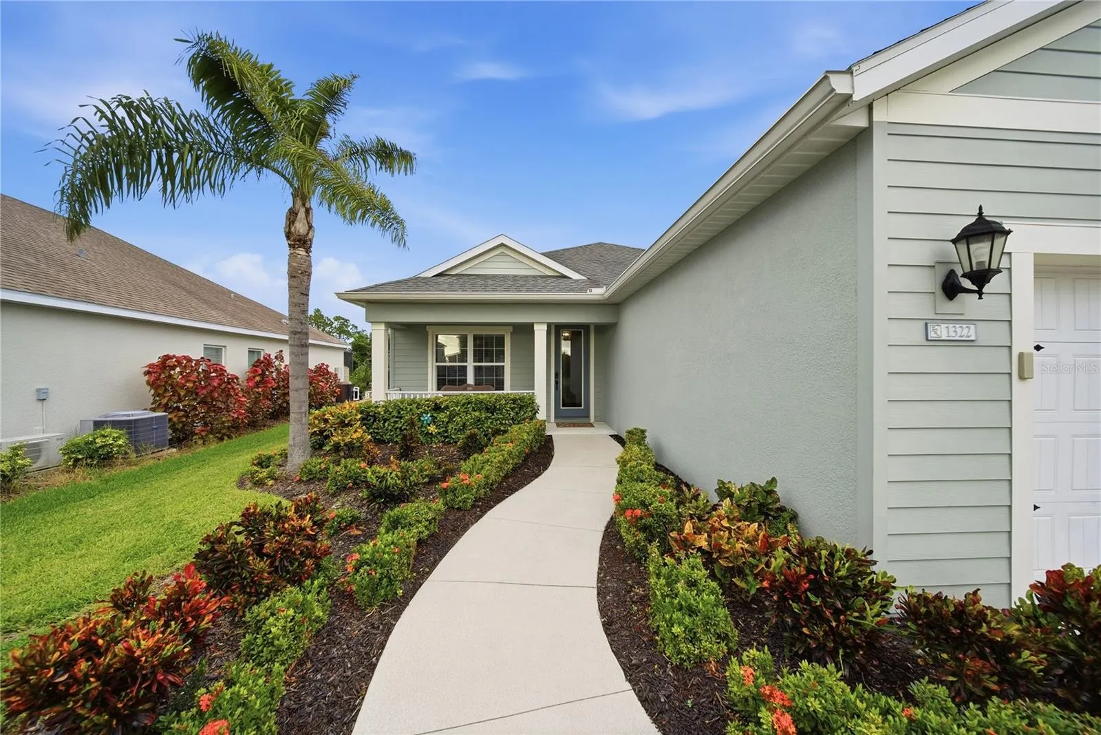 1322 THORNBURY DR