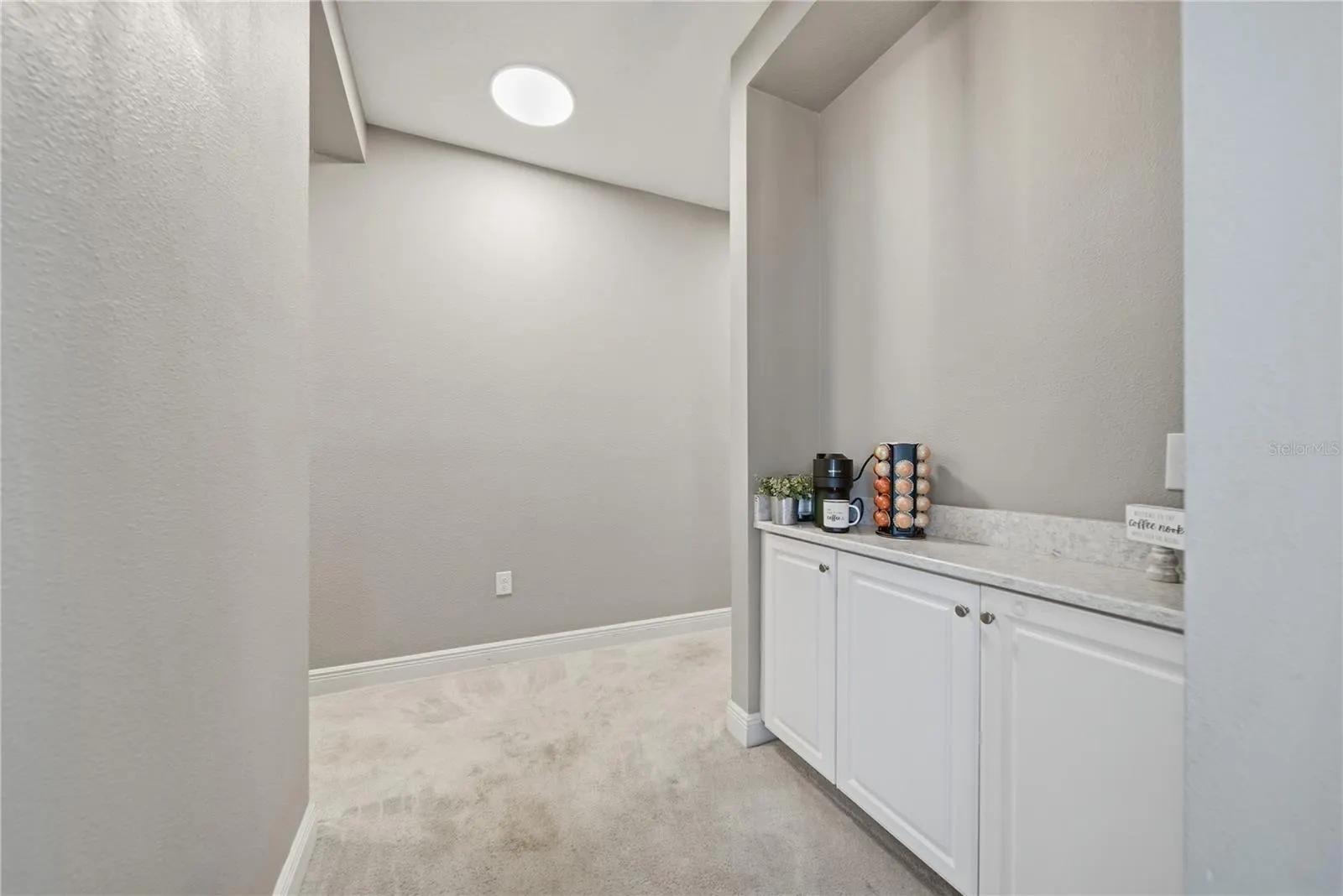 1322 THORNBURY DR