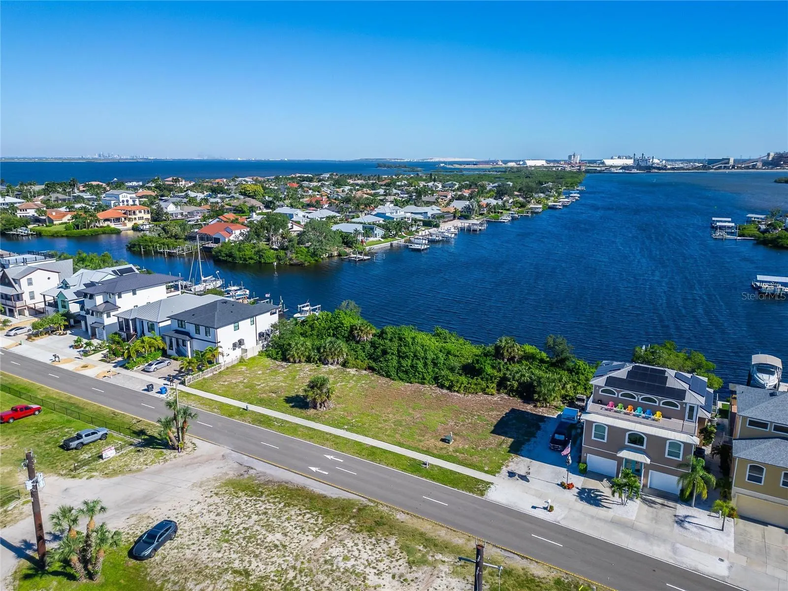 APOLLO BEACH BLVD