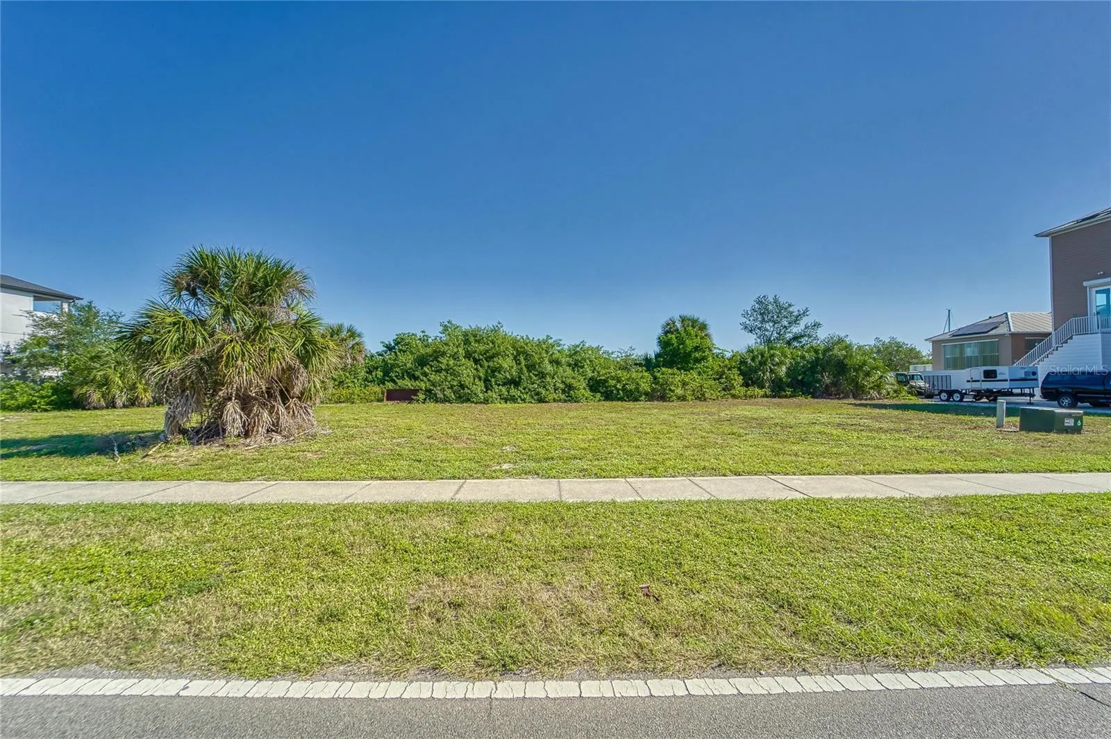 APOLLO BEACH BLVD
