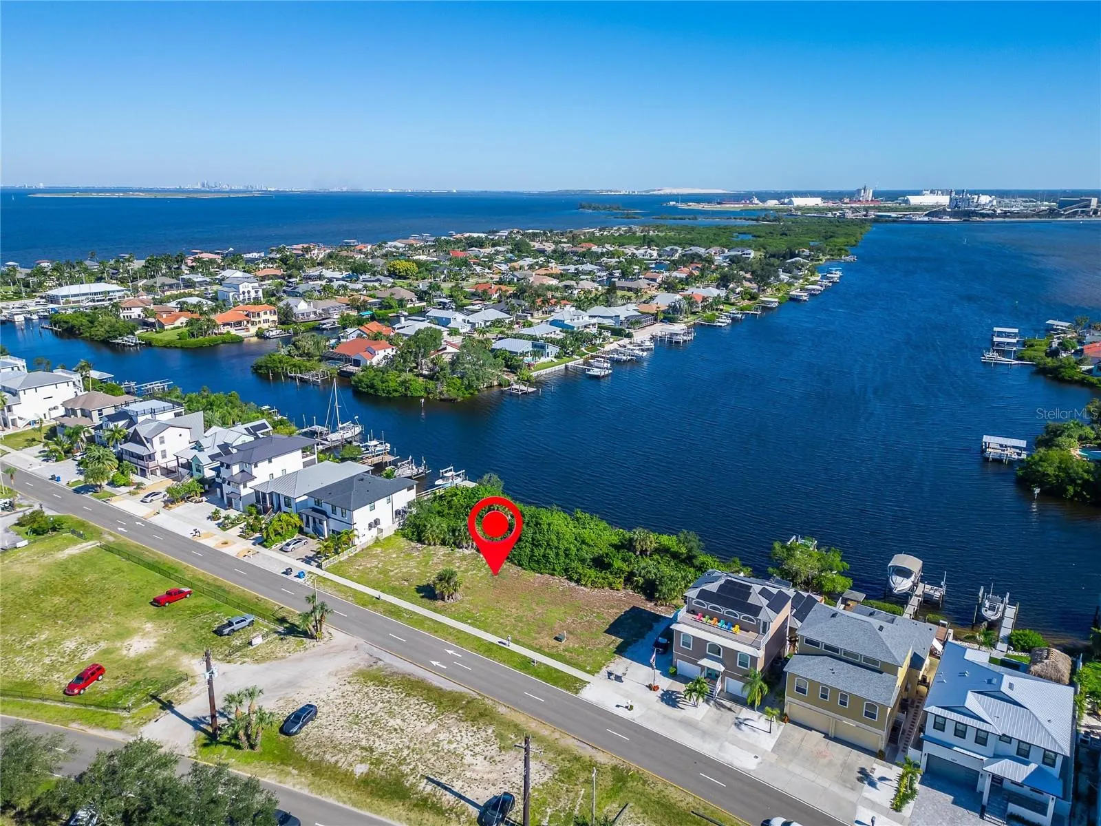 APOLLO BEACH BLVD