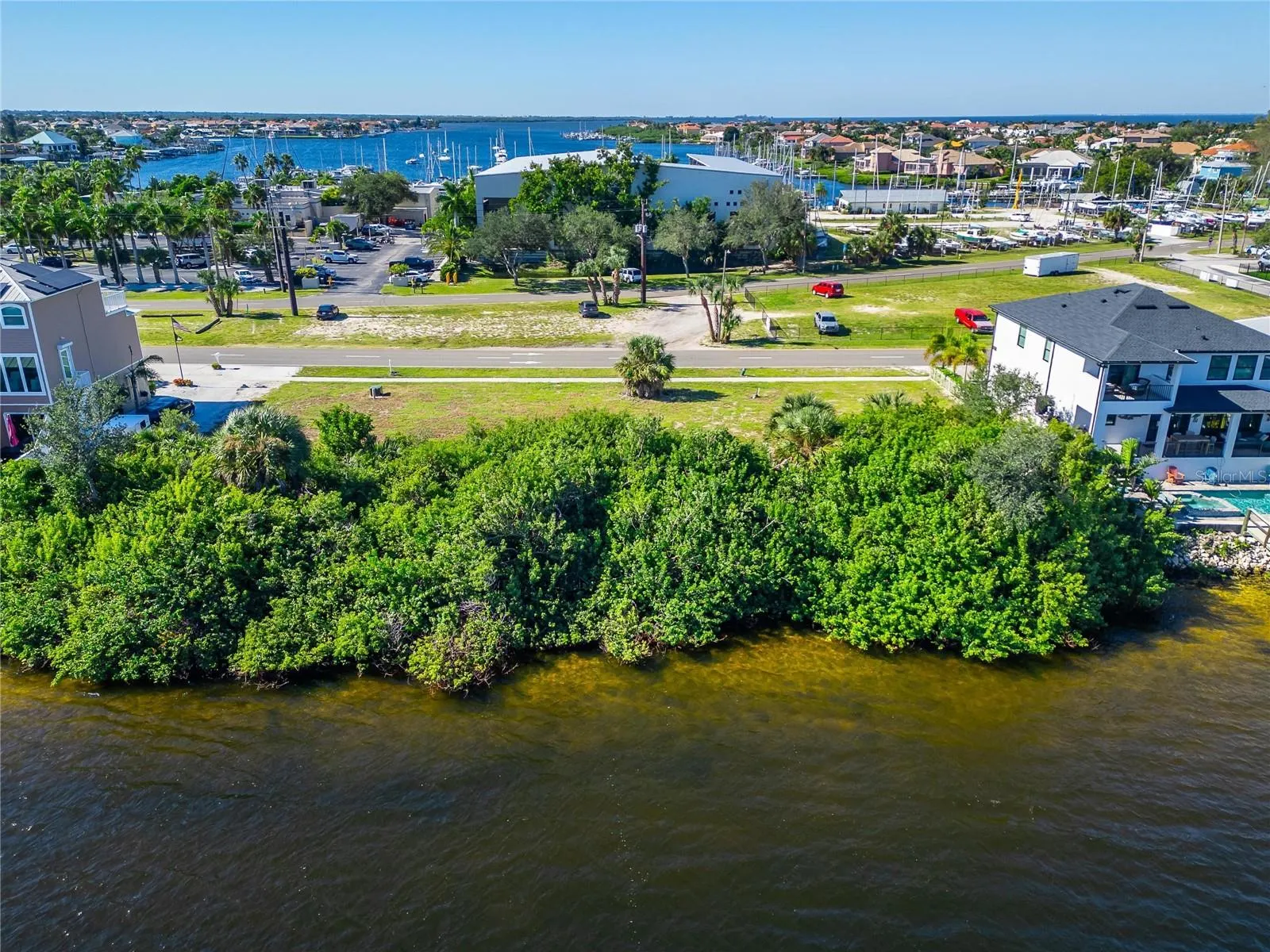 APOLLO BEACH BLVD