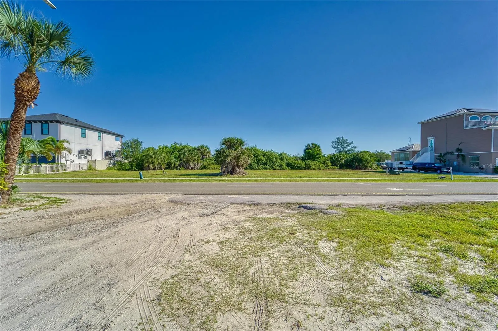 APOLLO BEACH BLVD