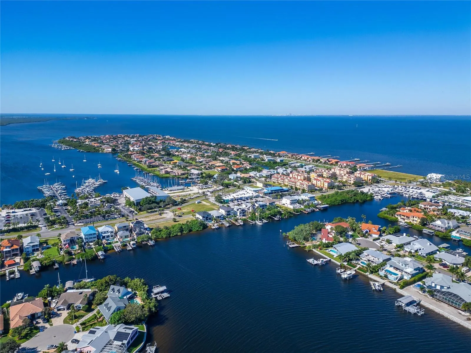 APOLLO BEACH BLVD