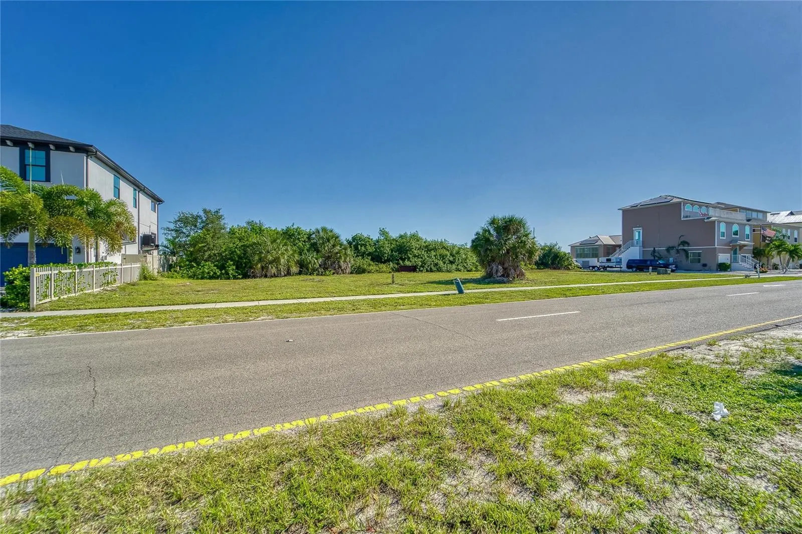 APOLLO BEACH BLVD